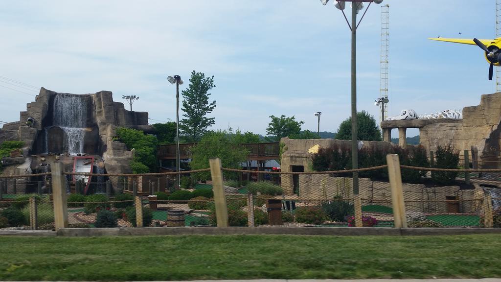 Multi Resorts At Eagles Nest Branson Exterior foto